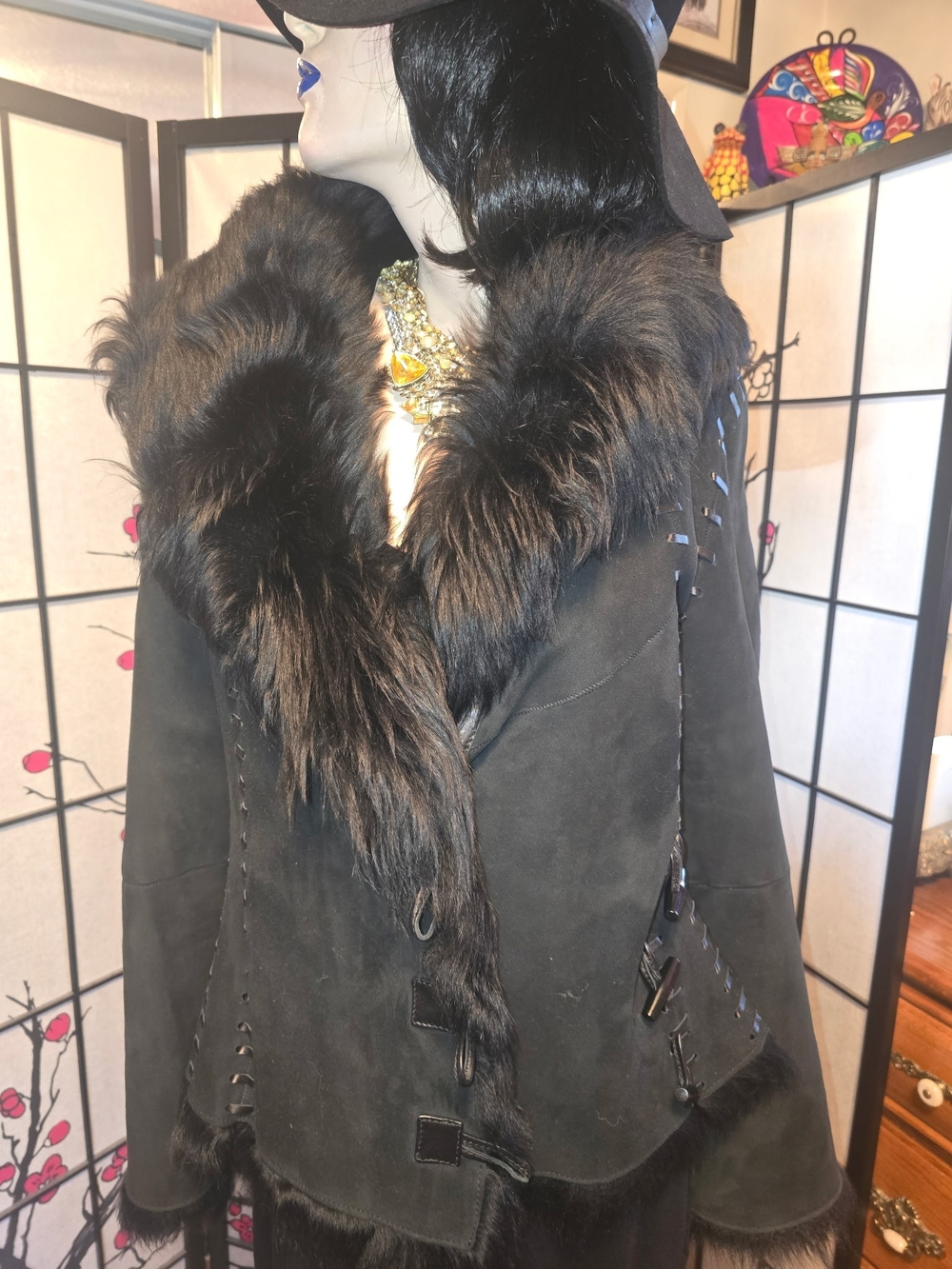 St. John Collection Black Suede Toggle Close Jacket w Fur Lining